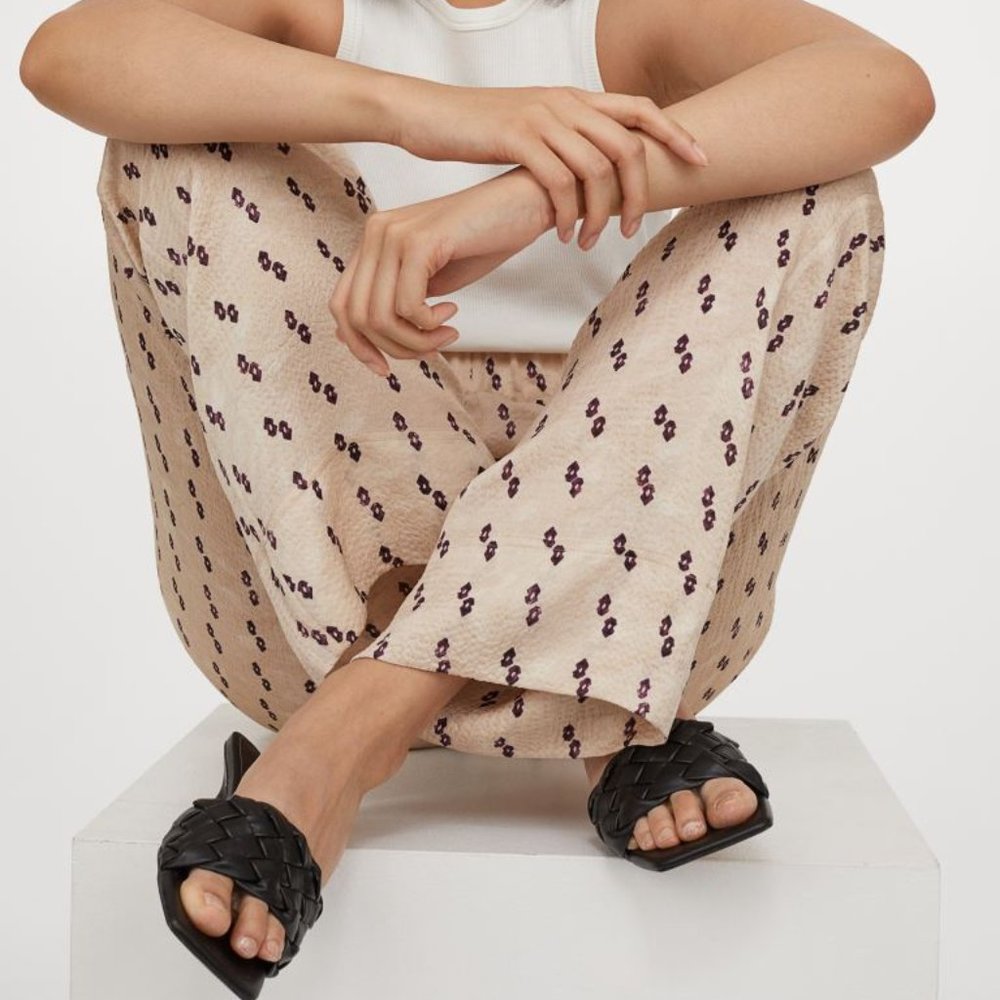 H&M hammered silk blend pants size 4